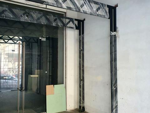 комерційна за адресою Софіївська вул., 12