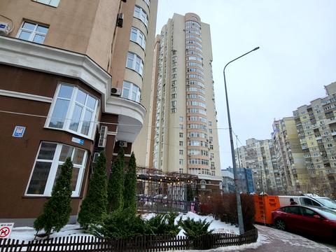квартира по адресу Драгоманова ул., 40-Ж