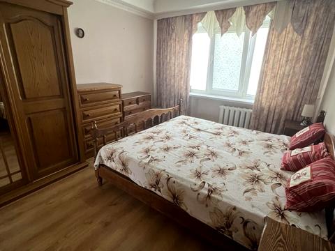 квартира за адресою Воскресенська вул., 3