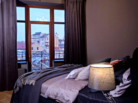 квартира за адресою Військовий узвіз, 13-А