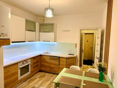 квартира за адресою Практична вул., 2