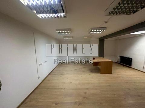 комерційна за адресою Ризька вул., 12