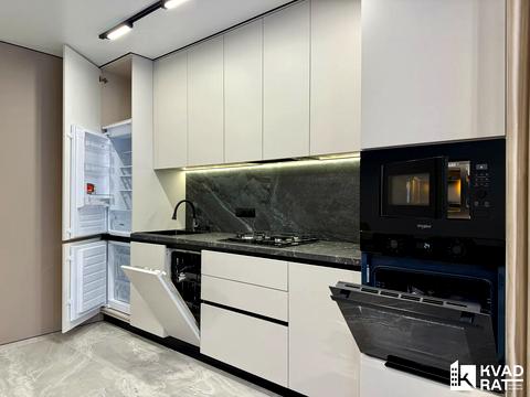 квартира по адресу Степана Бандеры ул., (Будинок 4)