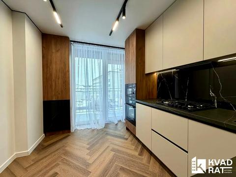 квартира по адресу Карпатська ул., (Будинок)