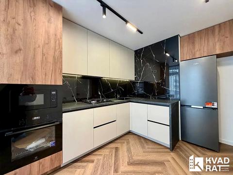 квартира по адресу Карпатська ул., (Будинок)