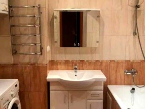 квартира по адресу Миколы Бажана просп., 10