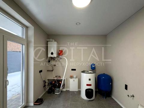 будинок за адресою Соборна вул. ()