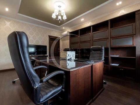 комерційна за адресою Антоновича вул. (Горького), 131