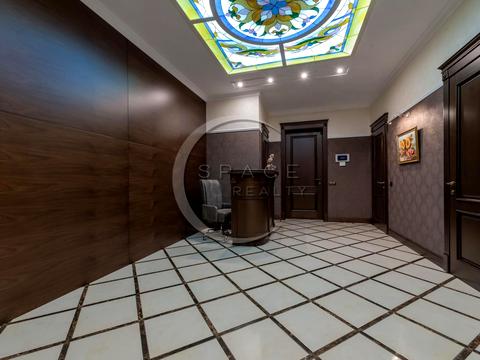 комерційна за адресою Антоновича вул. (Горького), 131