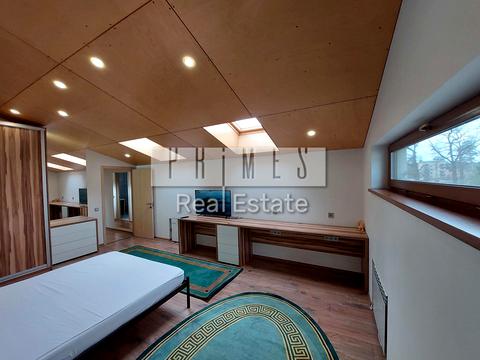 будинок за адресою Ірини Жиленко вул. (Новикова-Прибоя), 21