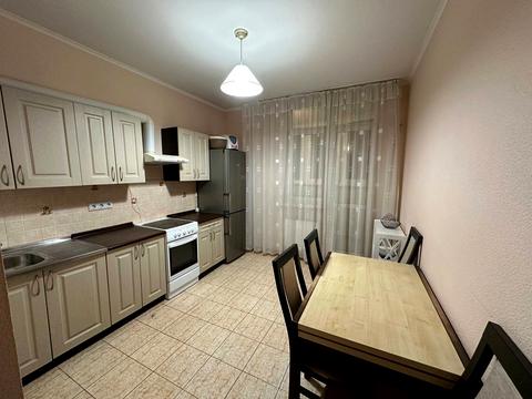 квартира за адресою Воскресенська вул., 14-Б