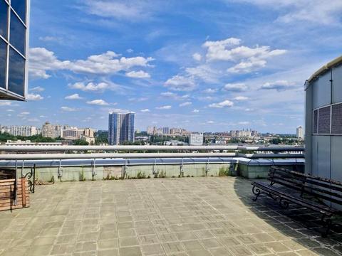 комерційна за адресою Митрополита Андрія Шептицького, 3