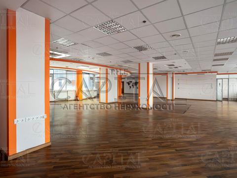 комерційна за адресою Митрополита Андрія Шептицького, 3