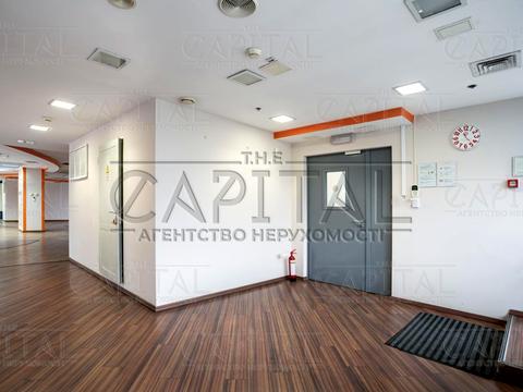 комерційна за адресою Митрополита Андрія Шептицького, 3