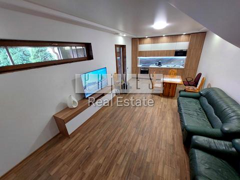 будинок за адресою Ірини Жиленко вул. (Новикова-Прибоя)