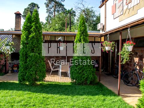 будинок за адресою Ірини Жиленко вул. (Новикова-Прибоя)