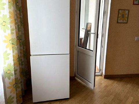 квартира за адресою Київ, Якуба Коласа вул., 2