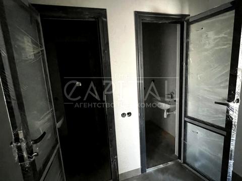 комерційна за адресою Велика Окружна вул., 1