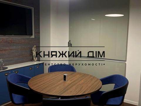 коммерческая по адресу Берестейский просп. (Победы), 53