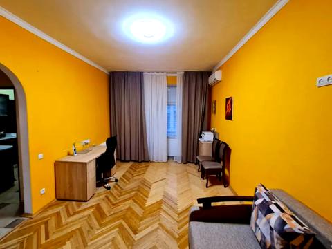 квартира за адресою Київ, Шовкуненка вул., 8/20