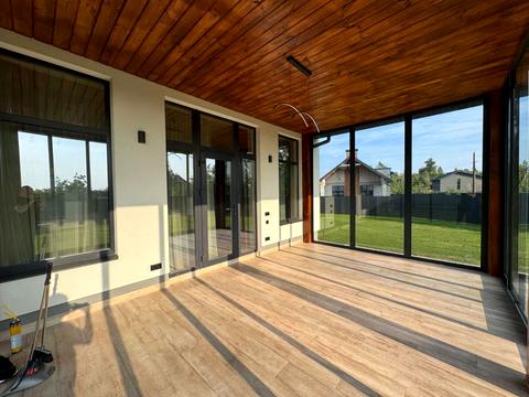 дом по адресу Виноград