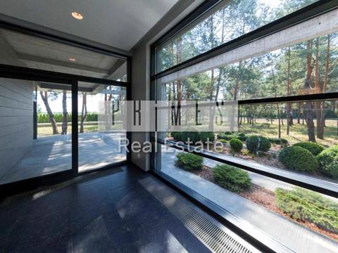 будинок за адресою Центральна вул.