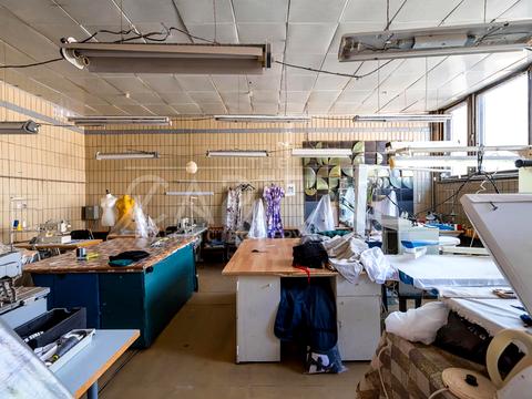 комерційна за адресою Червоної Калини просп. (Володимира Маяковського), 15-В