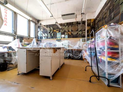 комерційна за адресою Червоної Калини просп. (Володимира Маяковського), 15-В