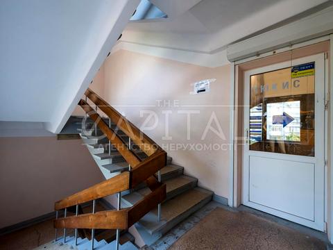 комерційна за адресою Червоної Калини просп. (Володимира Маяковського), 15-В