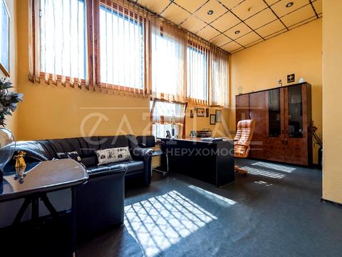 комерційна за адресою Червоної Калини просп. (Володимира Маяковського), 15-В