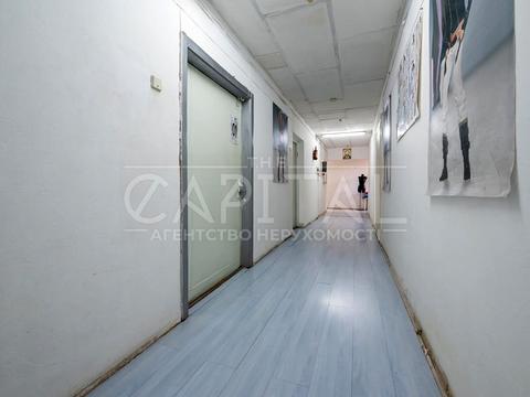 комерційна за адресою Червоної Калини просп. (Володимира Маяковського), 15-В