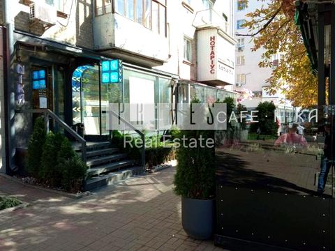 комерційна за адресою Київ, Лесі Українки бульв., 15