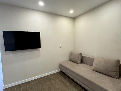 квартира за адресою Олега Мудрака вул. (Генерала Наумова), 1-Б