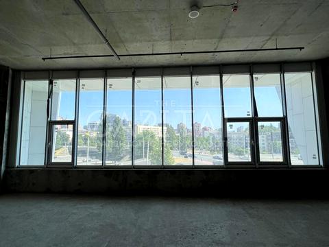 комерційна за адресою Київ, Берестейський просп. (Перемоги), 11 к2