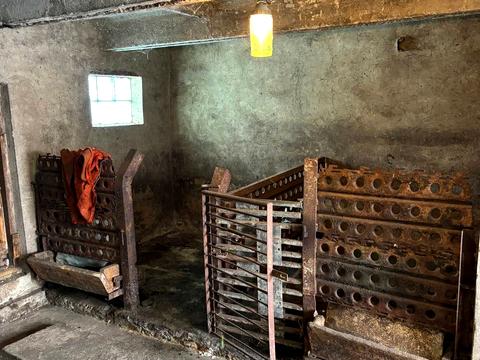 дом по адресу михайлп старицького, 48 а