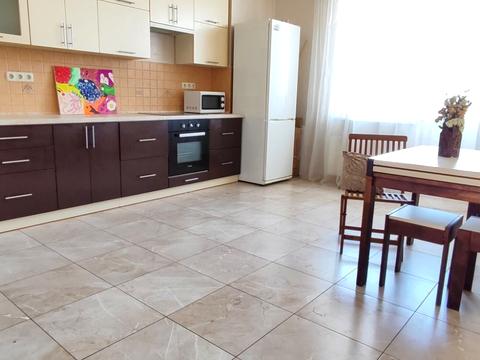 квартира за адресою Миколи Лаврухіна вул., 12