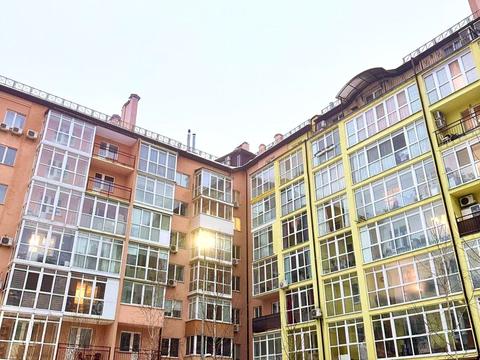 квартира за адресою Академіка Лебедєва вул., 1/5