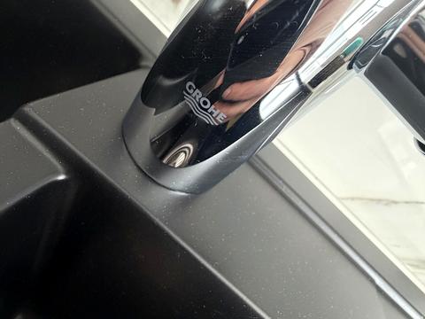 дом по адресу Молодіжна, 76