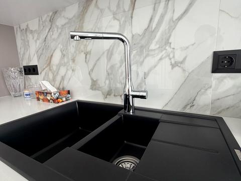 дом по адресу Молодіжна, 76