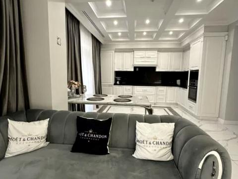 будинок за адресою смт. Таїрове, Рощевая