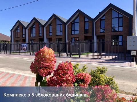 дом по адресу Молодіжна, 76