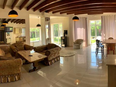 будинок за адресою Київ, Центральна вул.