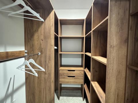 квартира за адресою Івано-Франківськ, Героїв Миколаєва вул., (Будинок 5)