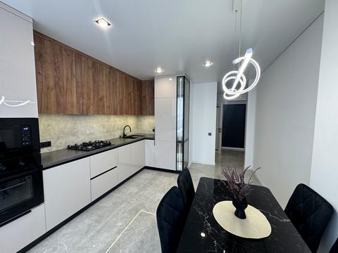 квартира за адресою Івано-Франківськ, Героїв Миколаєва вул., (Будинок 5)