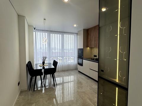 квартира за адресою Івано-Франківськ, Героїв Миколаєва вул., (Будинок 5)