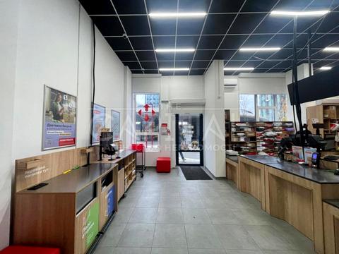 комерційна за адресою Тадея Рильського бульв., 3