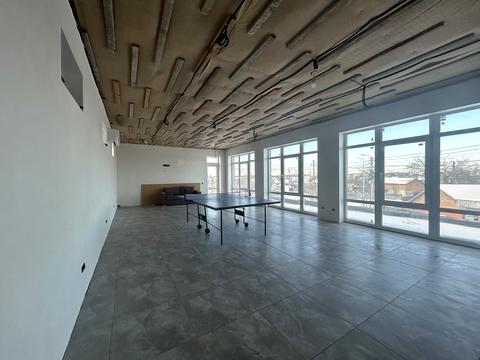 коммерческая по адресу Свободы ул. (Леніна), 22б