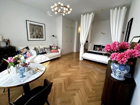 квартира за адресою Андрія Верхогляда вул. (Михайла Драгомирова), 14-А