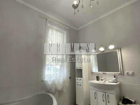 будинок за адресою с. Петропавлівська борщагівка, Миколи Леонтовича вул., 6