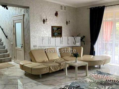 будинок за адресою с. Петропавлівська борщагівка, Миколи Леонтовича вул., 6